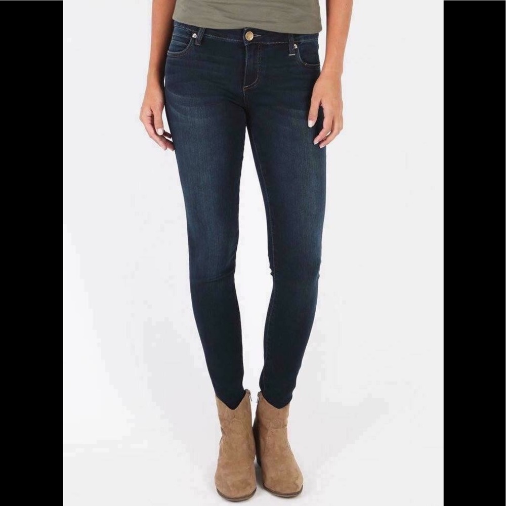 NWT Kut from the Kloth Mia skinny jeans. Size 4.